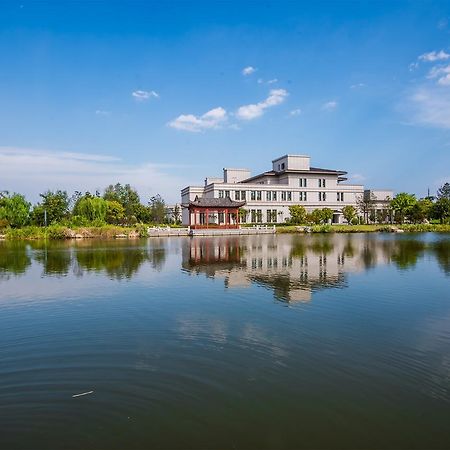 Linyi Blue Horizon International Hotel Yi He Екстер'єр фото