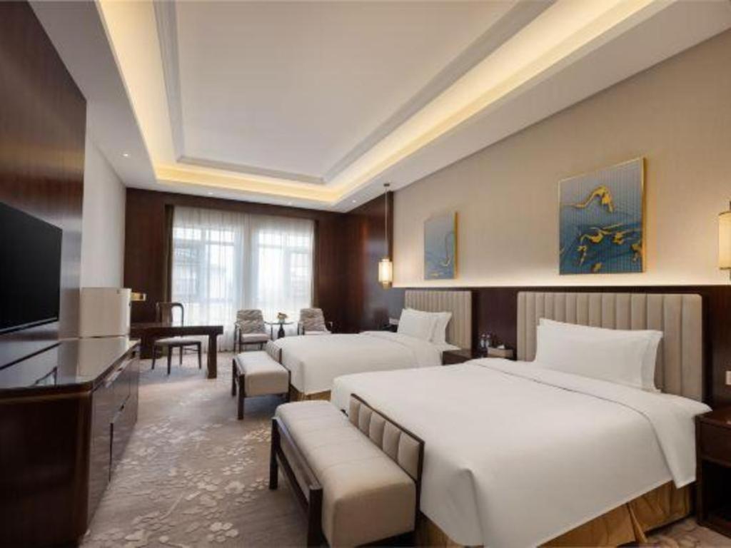 Linyi Blue Horizon International Hotel Yi He Екстер'єр фото