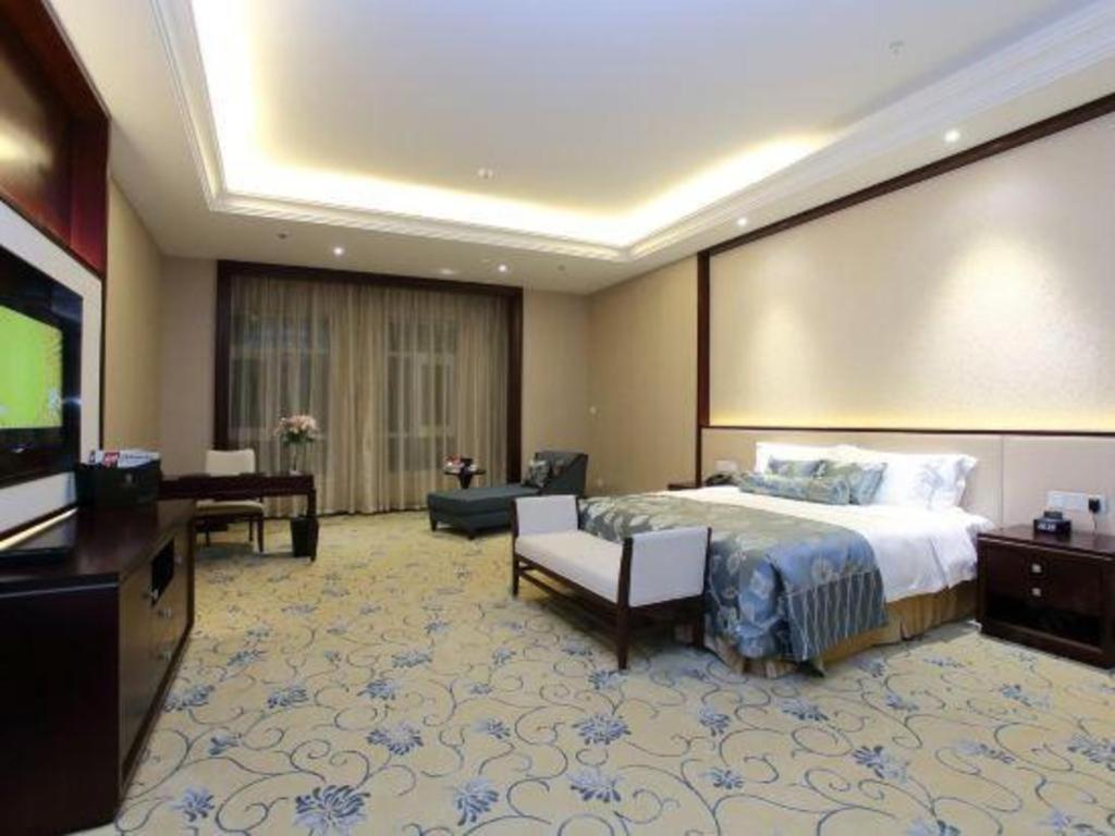Linyi Blue Horizon International Hotel Yi He Екстер'єр фото