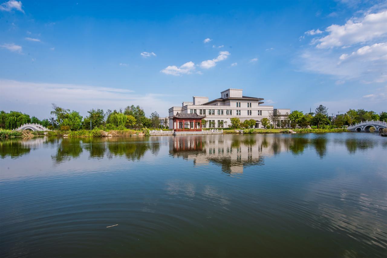 Linyi Blue Horizon International Hotel Yi He Екстер'єр фото
